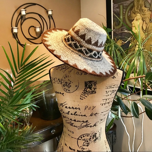 Vintage Accessories - Vintage bohemian crochet handmade wide brim hat